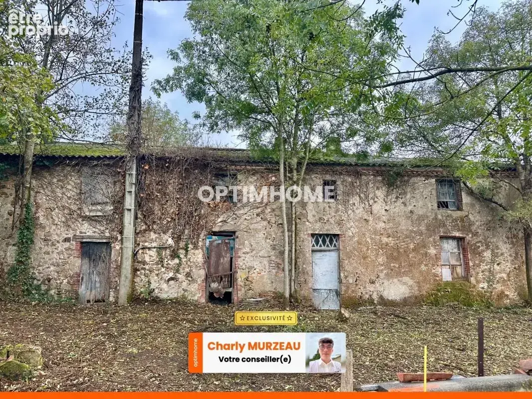 Maison 1 pièce 250 m² · à Mauléon · 250 m² · 44 500 €