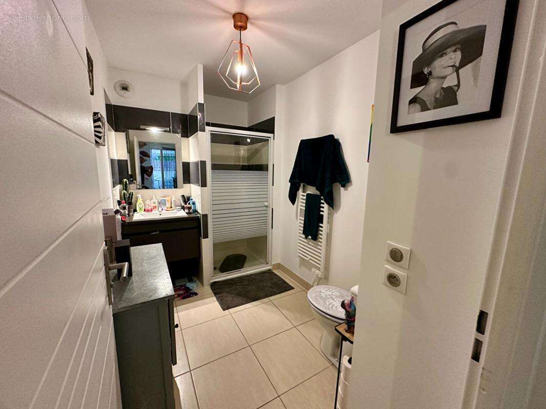 Appartement à LAVERUNE