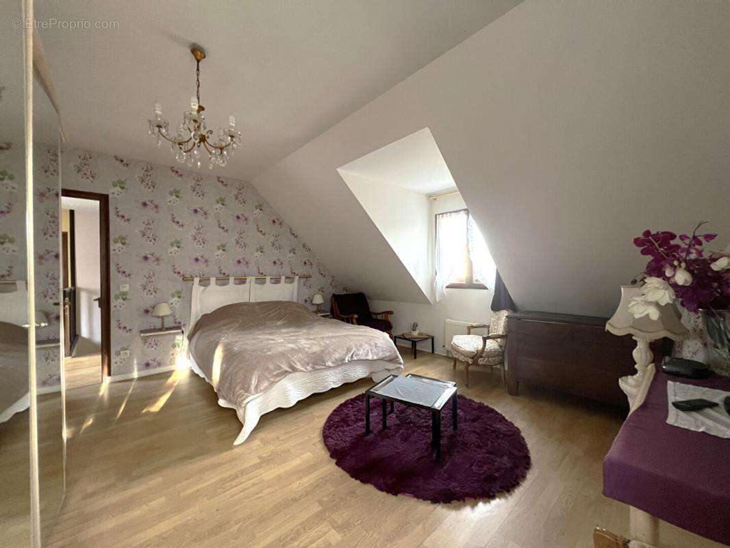 Maison à THOIRY
