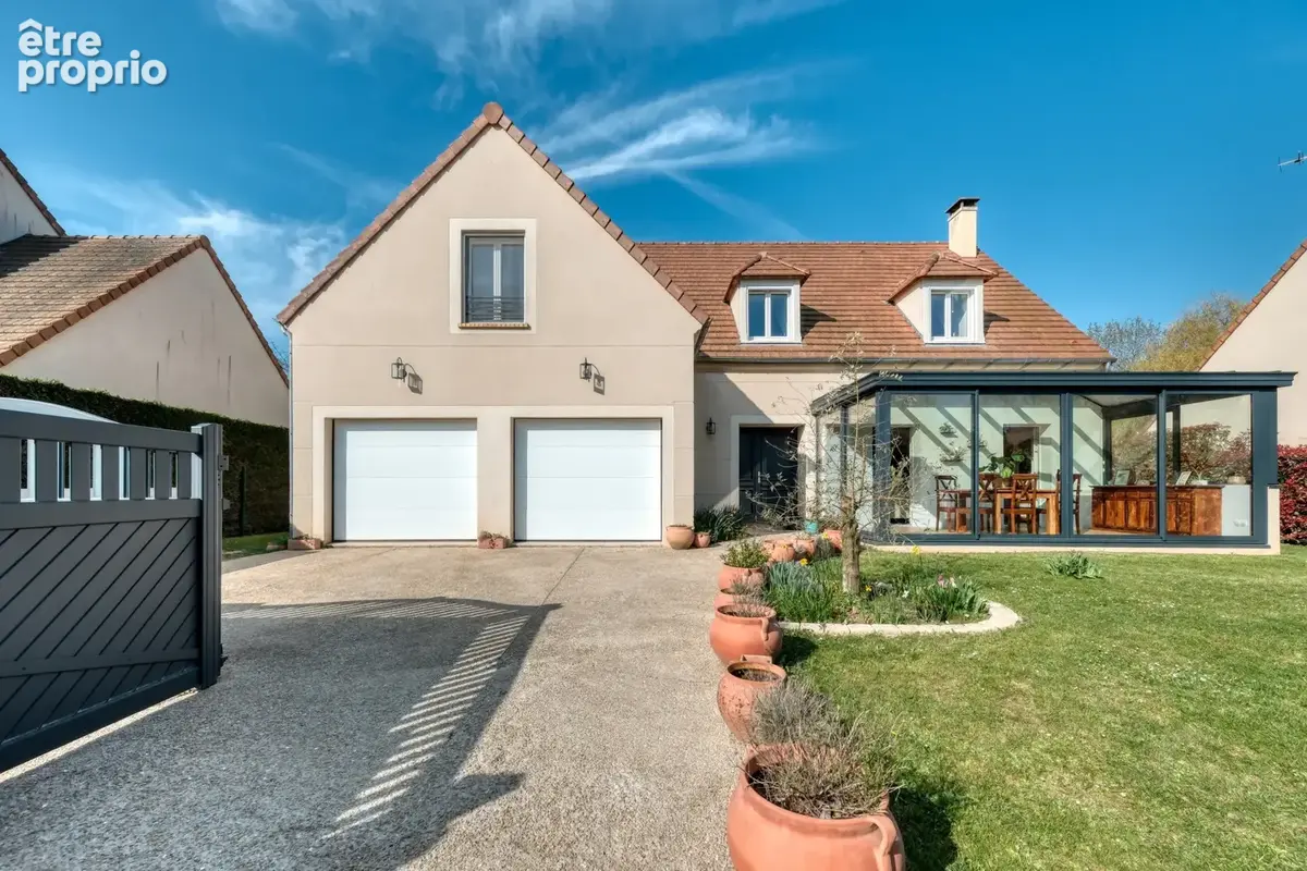 Maison à LES MOLIERES