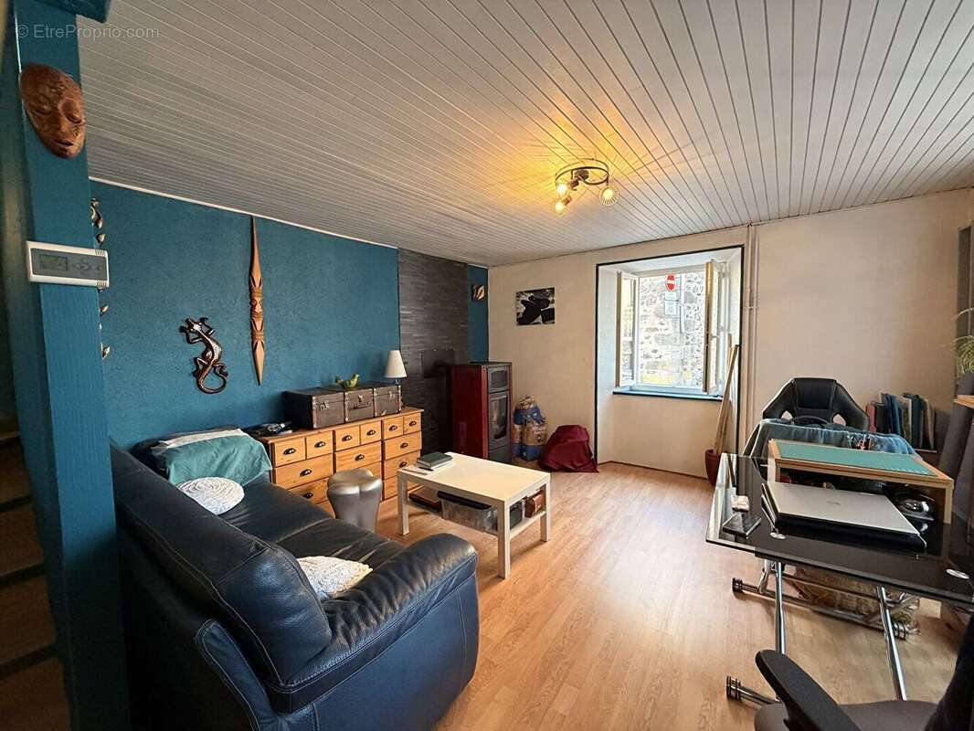 Appartement à NEUVEGLISE