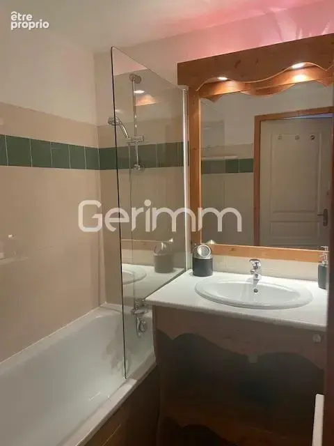 Vente - Appartement - 2 pièces + cuisine - 38 m² - 130 000 € - - photo 11