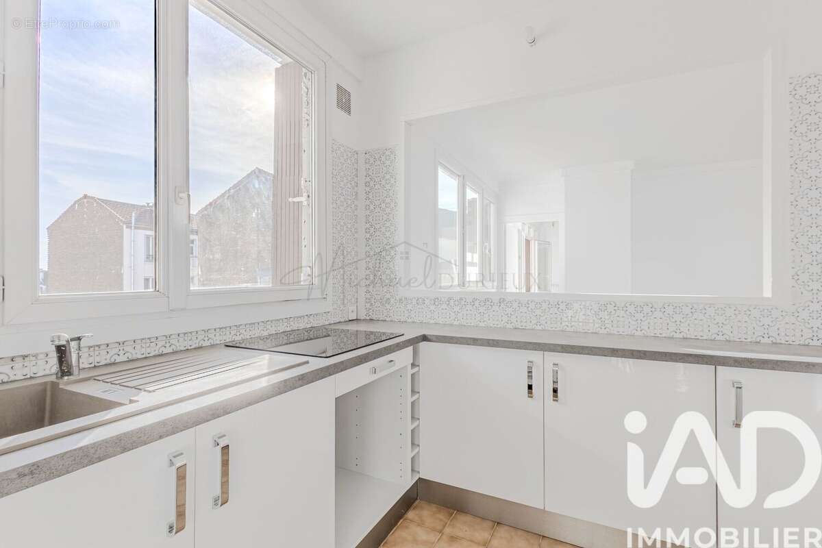 Photo 5 - Appartement à LES LILAS