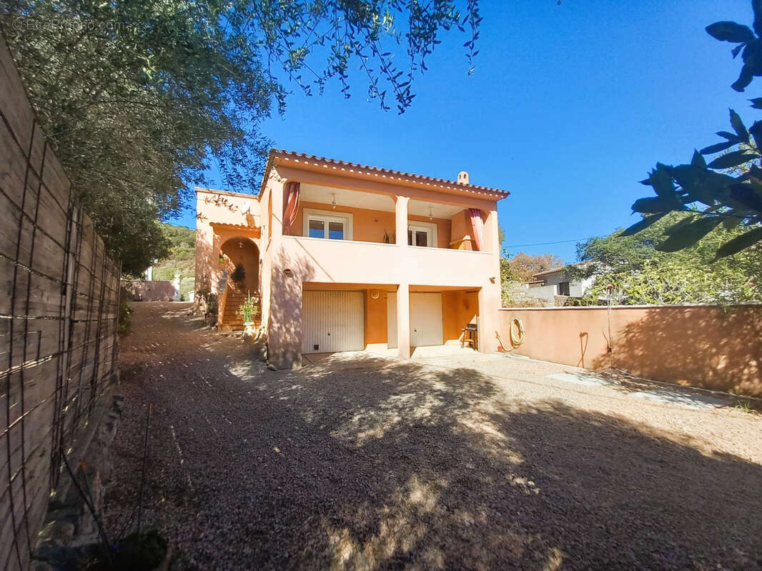 Maison à PORTO-VECCHIO