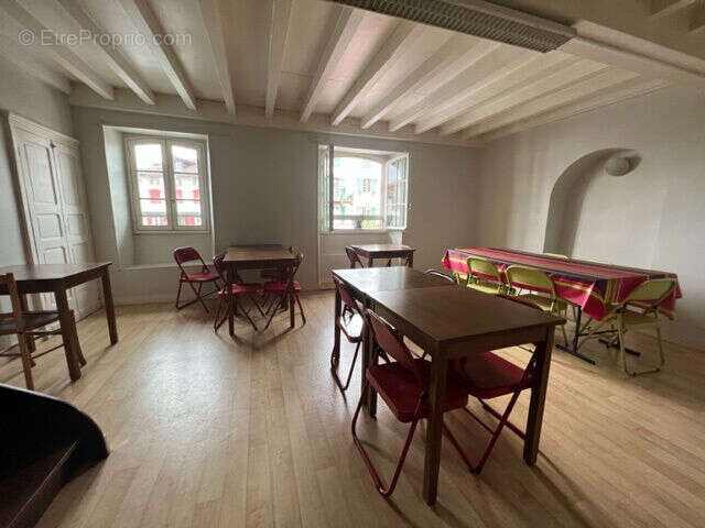 Photo 2 - Commerce à SAINT-JEAN-PIED-DE-PORT