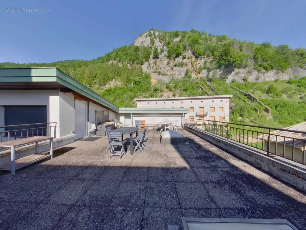 Appartement à LA MOUILLE