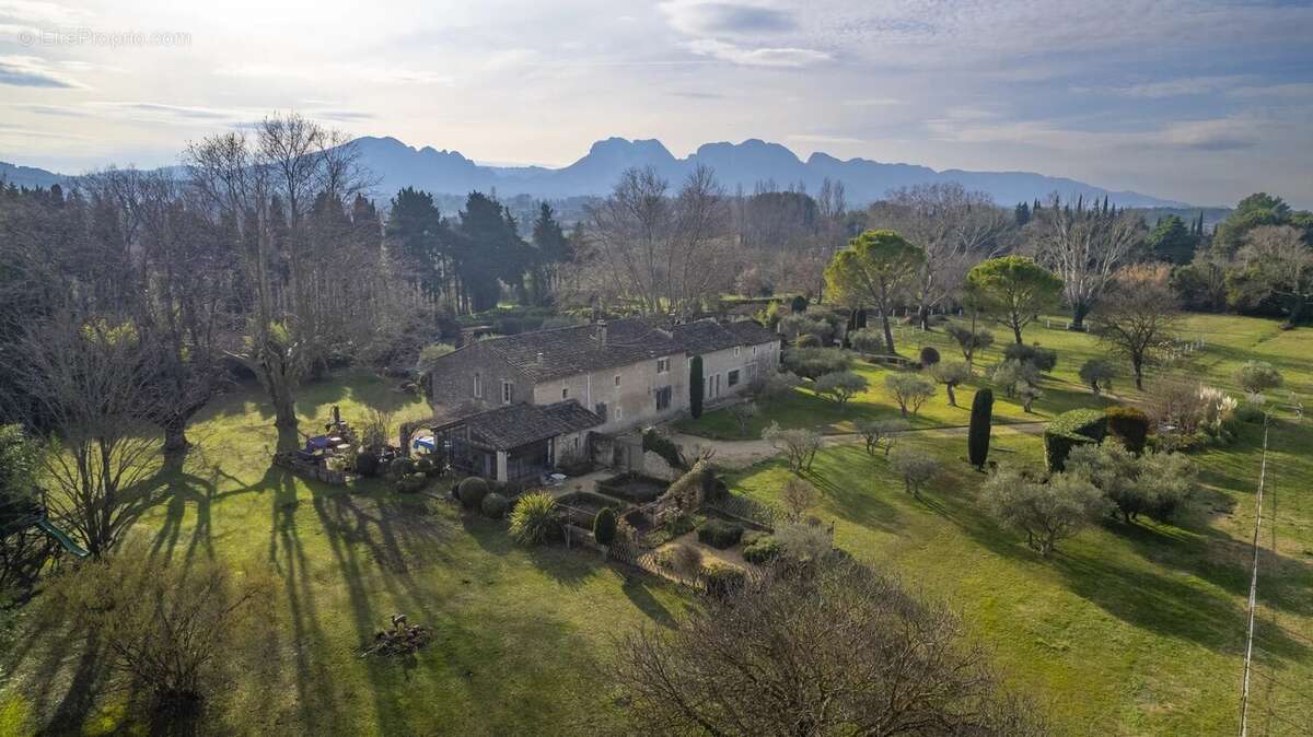 Maison à EYGALIERES