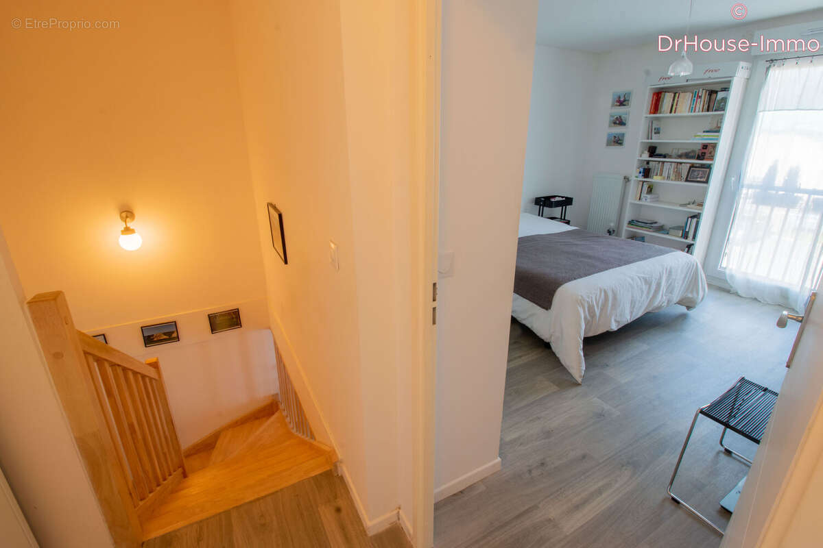 Appartement à MAUCHAMPS