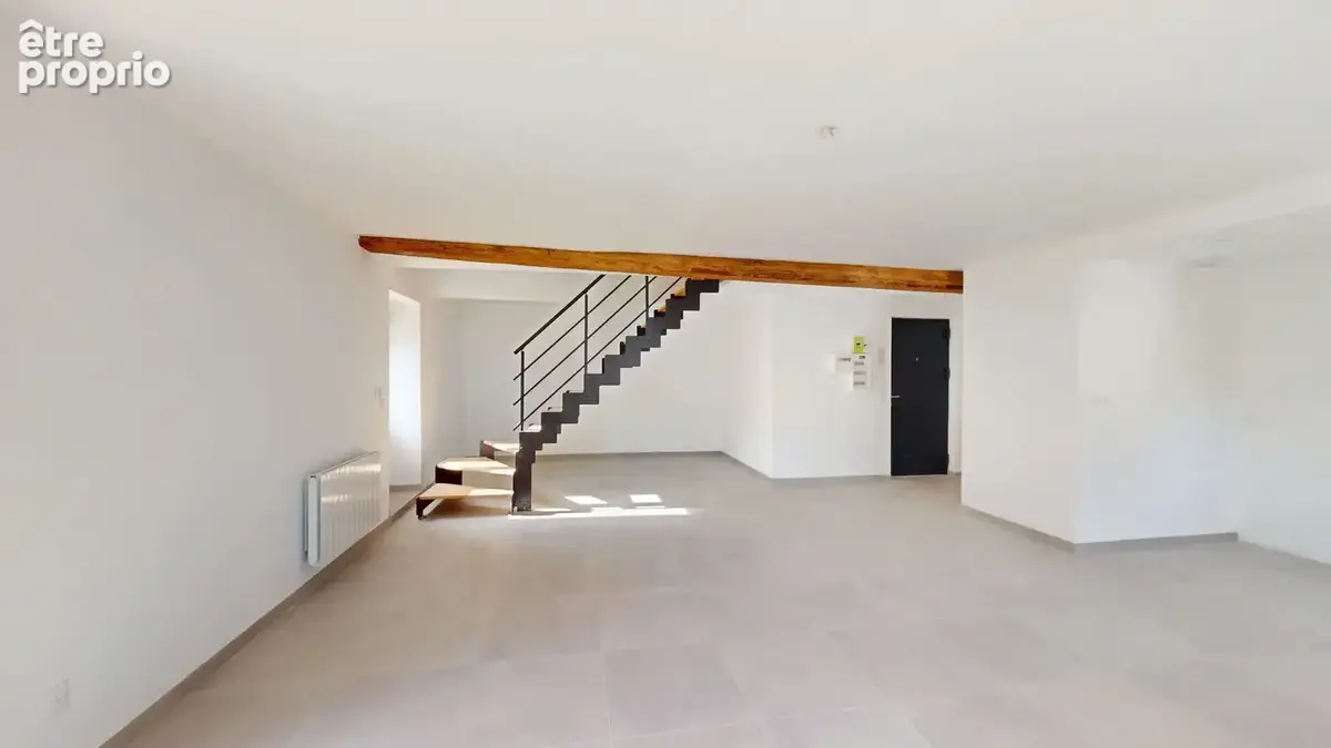 Appartement  5 pièces 79.3 m2 - photo 2