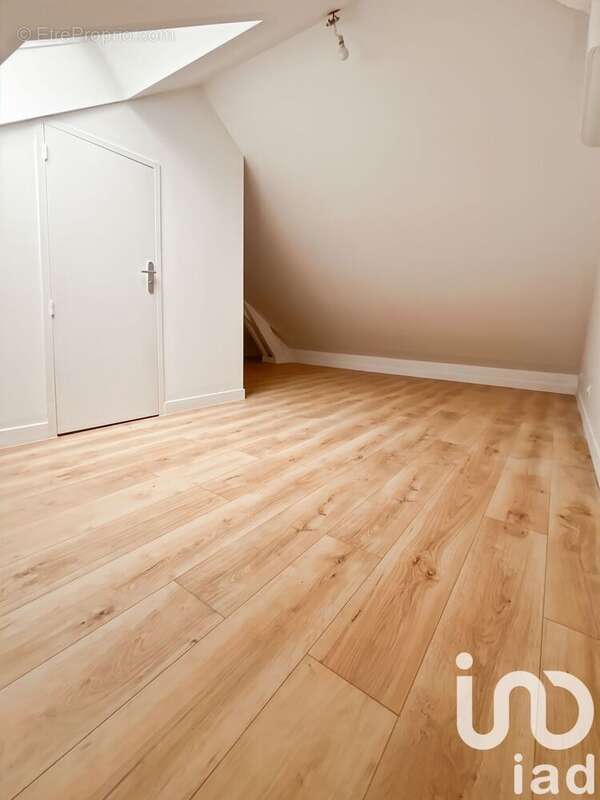 Photo 8 - Appartement à BRIE-COMTE-ROBERT