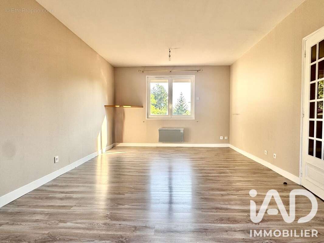 Maison 129 m² à Briare  - photo 4