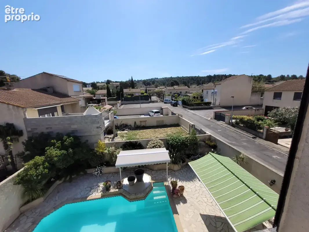 Fleury d'Aude Villa de type VI sur 3 niveaux, SH 145 m2 plus un garage de 15 m2 sur un terrain de 500 m2. - photo 3
