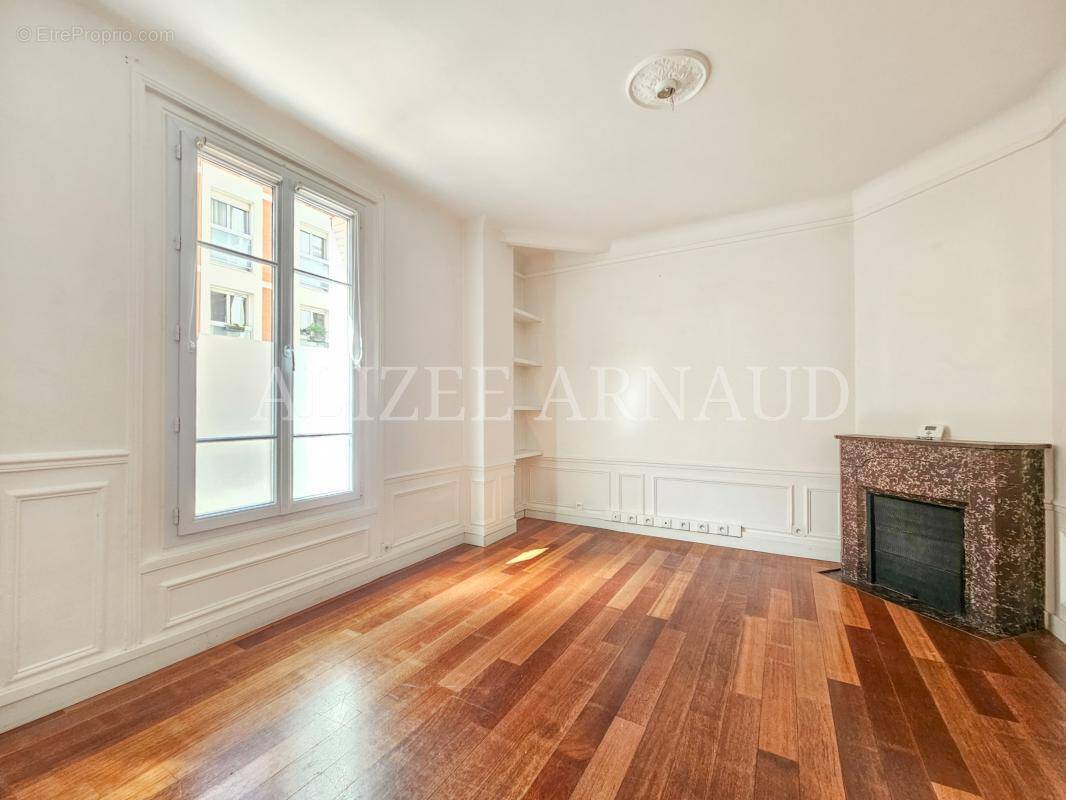 Appartement à ASNIERES-SUR-SEINE