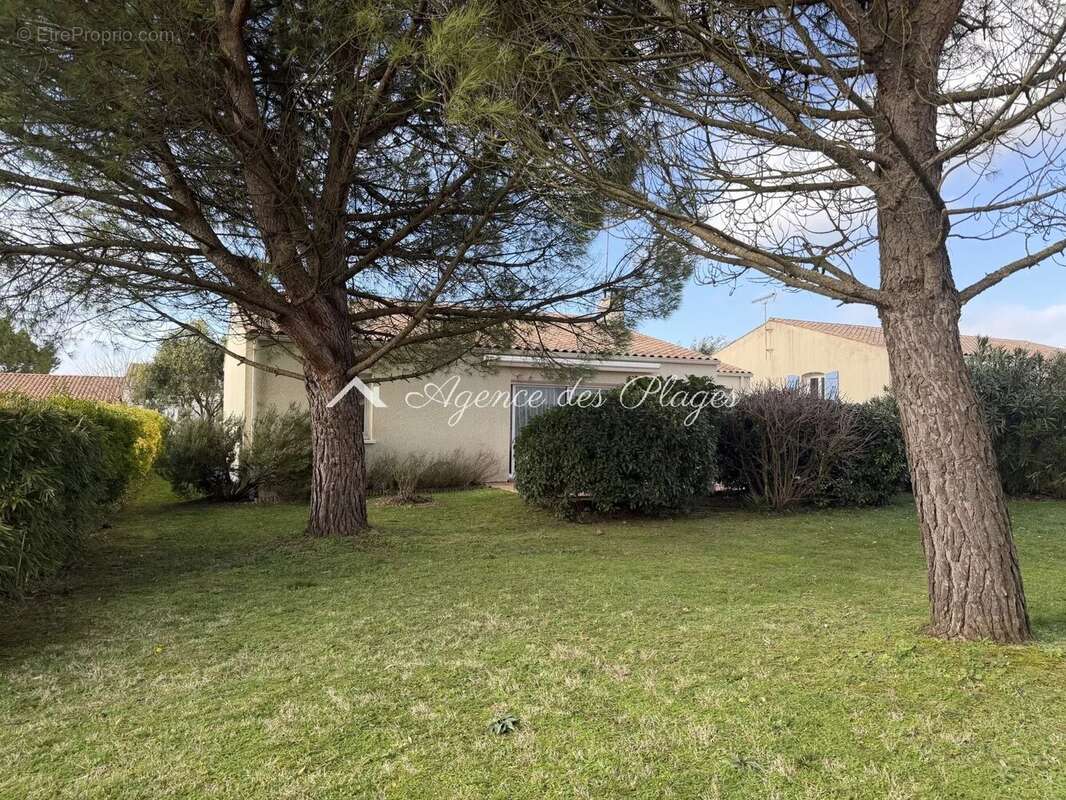 Maison à MESCHERS-SUR-GIRONDE