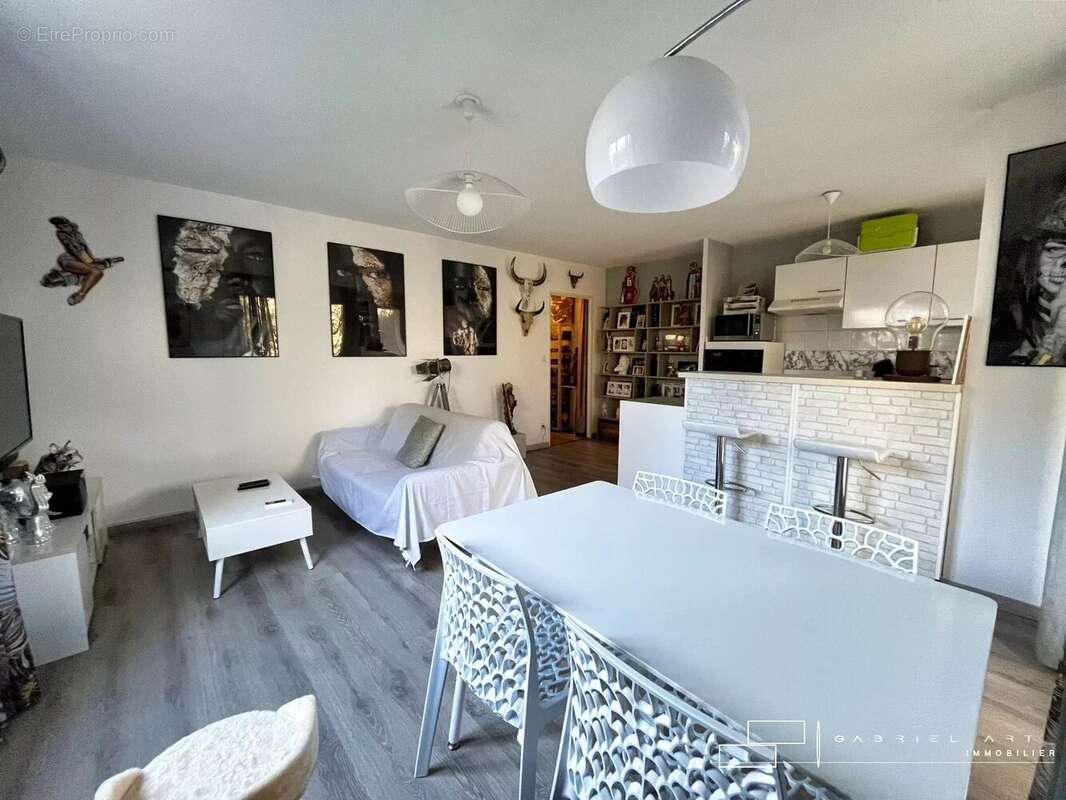 Appartement à PREIGNAN