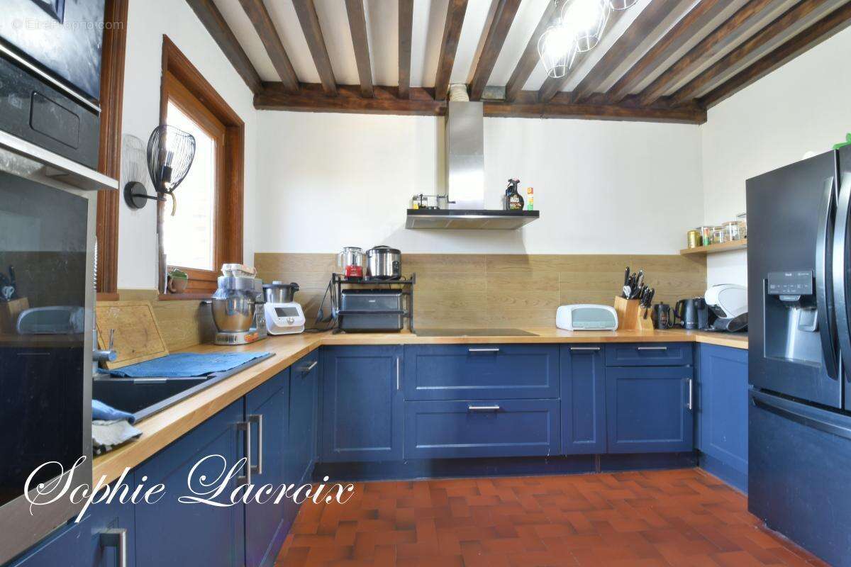 Maison à SALLES-ARBUISSONNAS-EN-BEAUJOLAIS