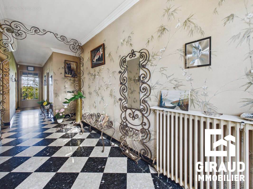 Maison à FONTENAY-LE-COMTE