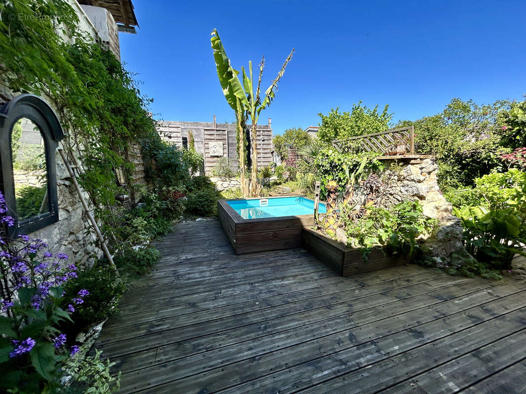 Maison à BEAUMONT-DE-LOMAGNE