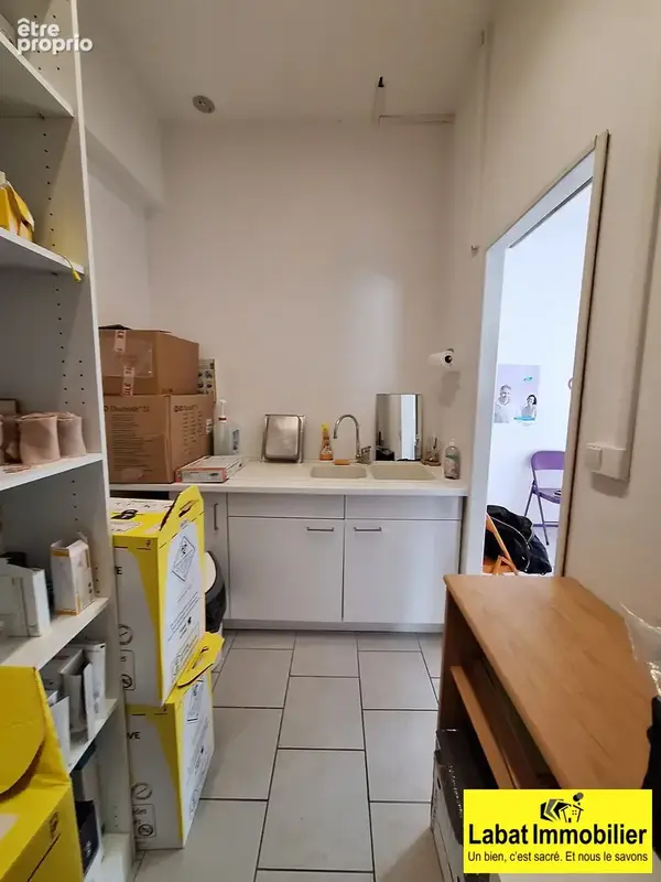 Commerce 37 m² à vendre à Bayonne (64100) - photo 5