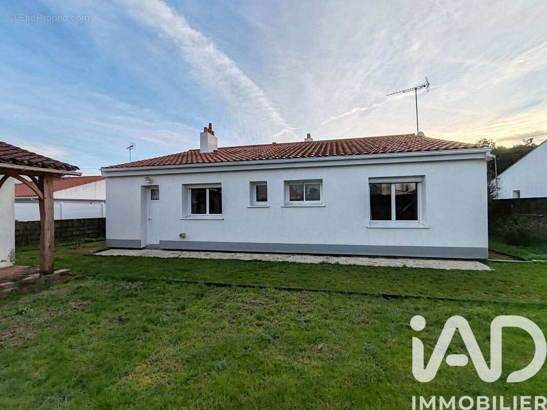 Photo 2 - Maison à CHALLANS