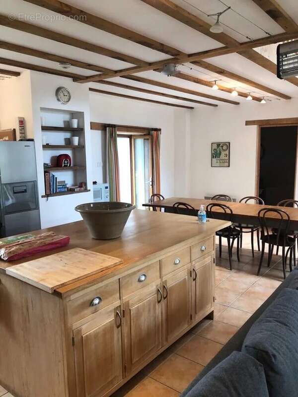 Maison à SAINT-LEGER-MAGNAZEIX