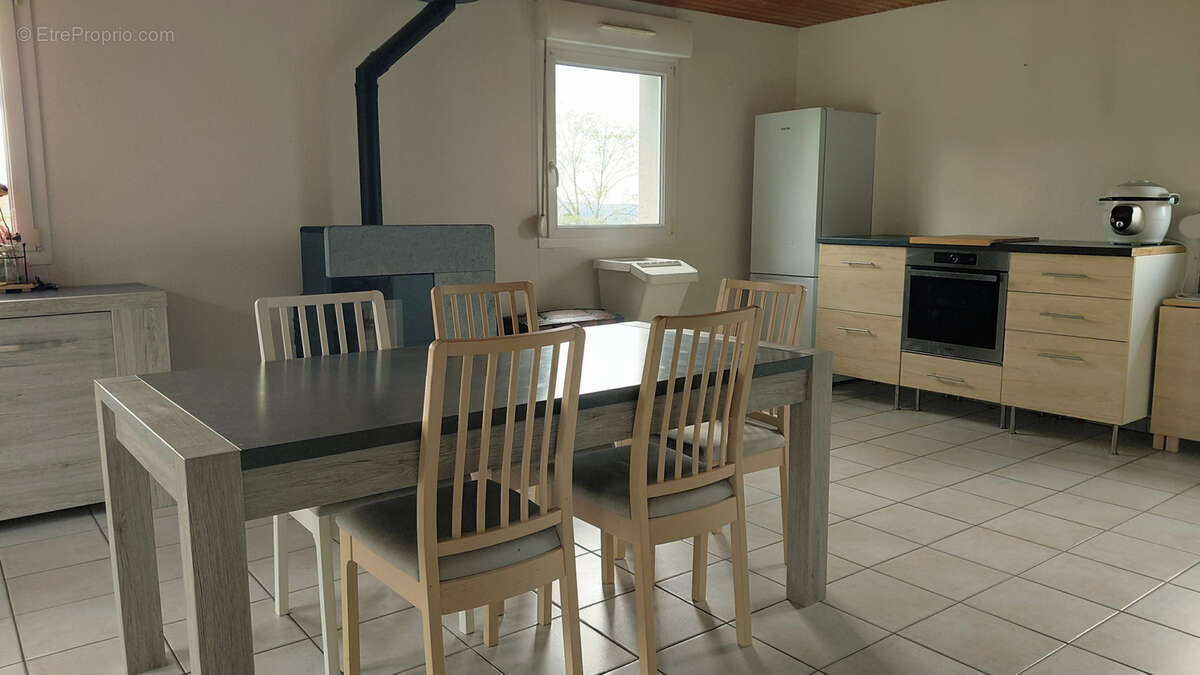 Maison à PLAIMBOIS-VENNES