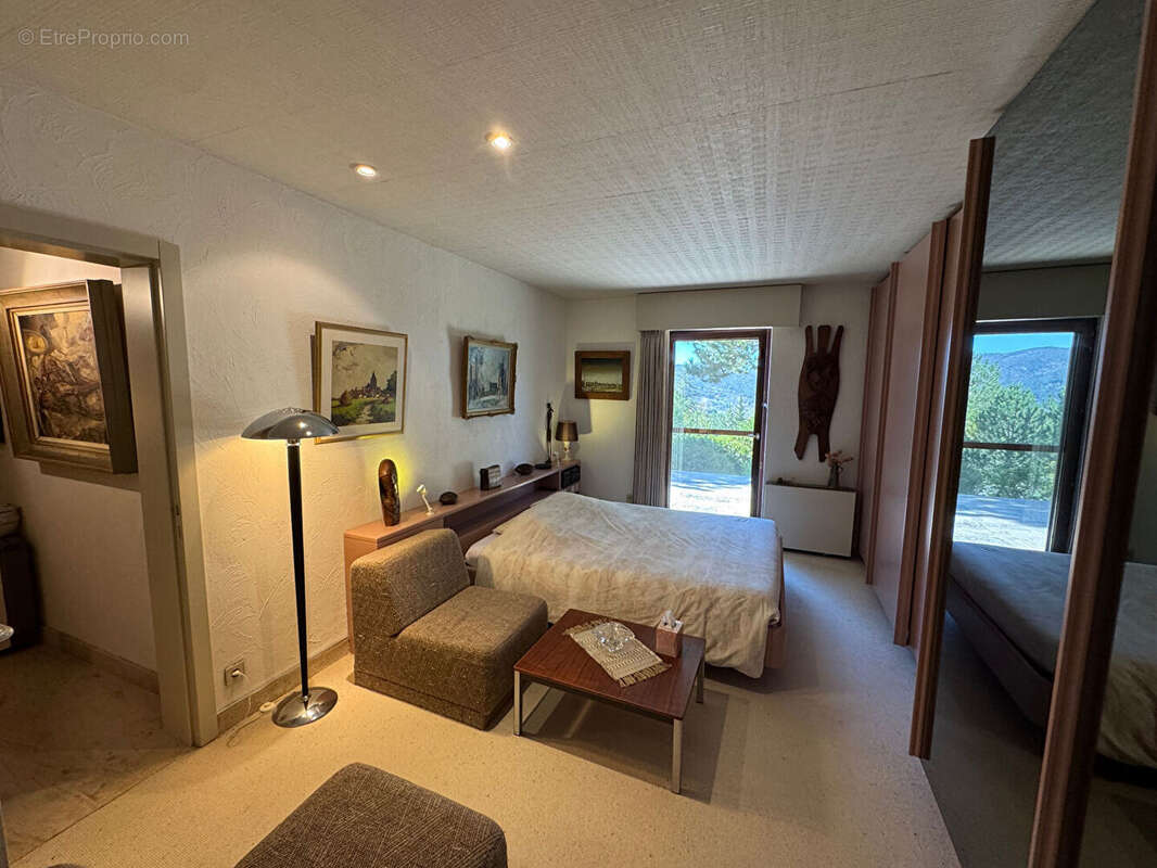 Villa de standing sur un parc paysager de 4 800 m² avec piscine et vue dominante, DIEULEFIT - photo 11