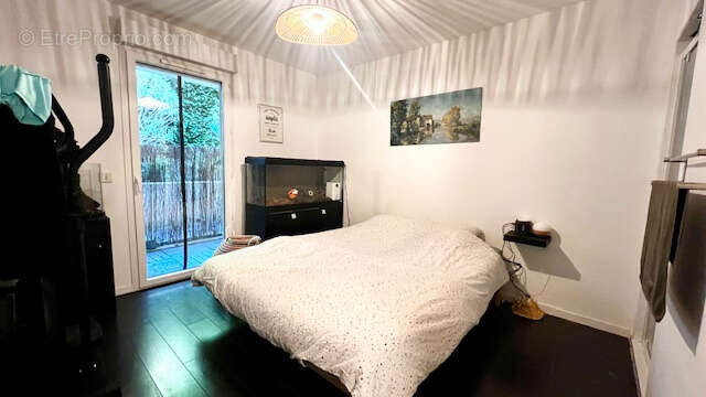 Appartement à EZE