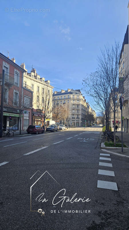 Commerce à GRENOBLE