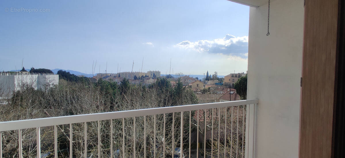 Appartement à MARSEILLE-15E