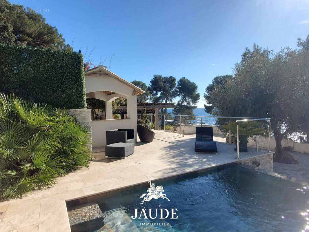 Maison à SAINT-RAPHAEL