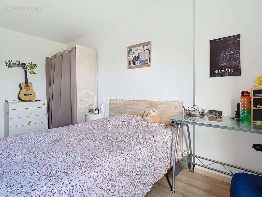 Appartement à LOGNES