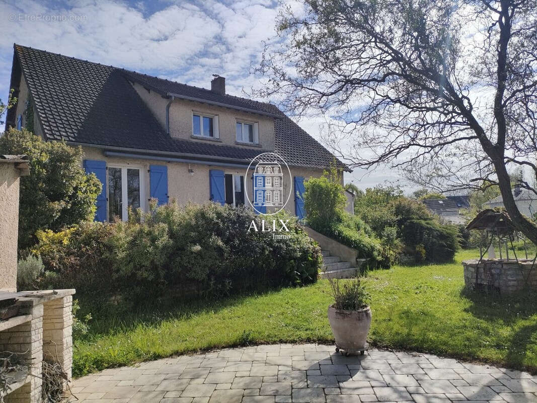 Maison à MARBOUE