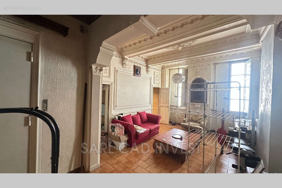 Appartement à MARSEILLE-6E