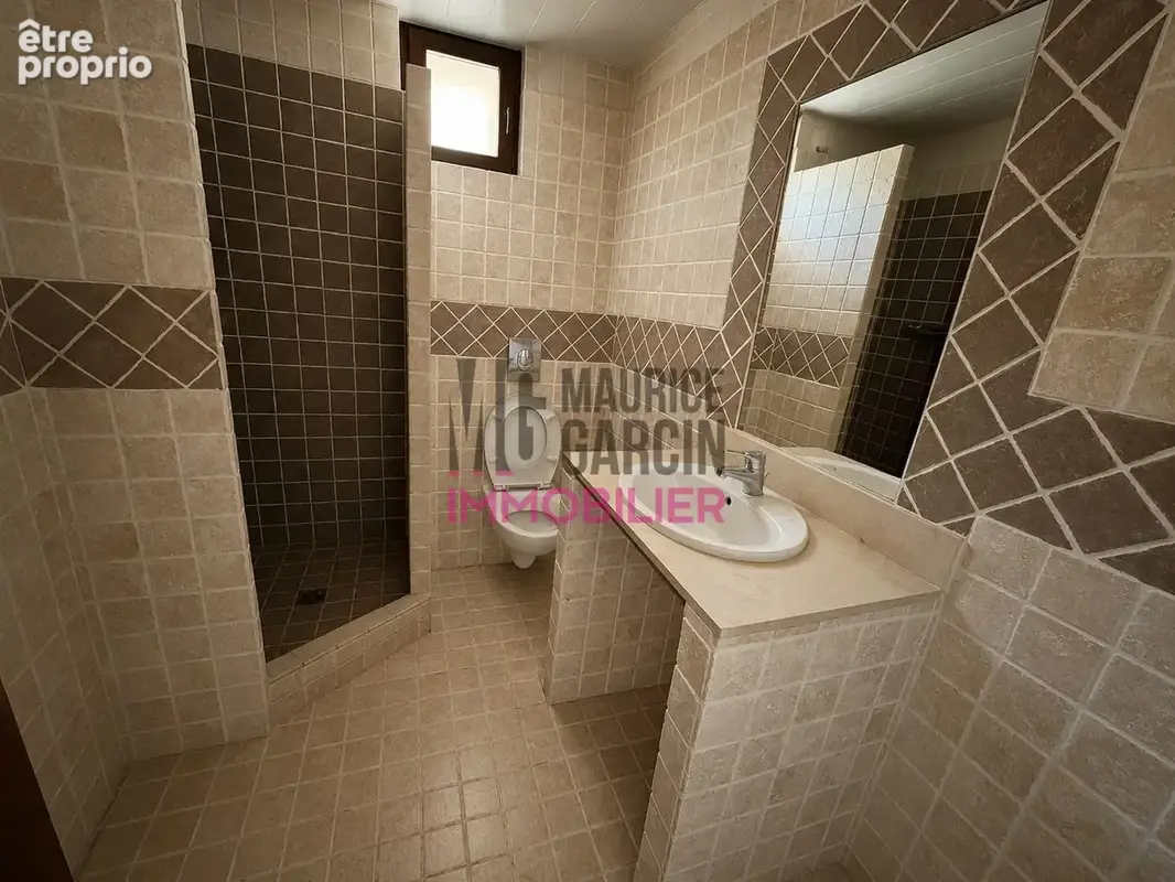 A vendre, à acheter, maison 4 pièces 13350 CHARLEVAL