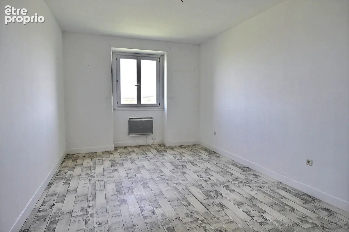 SAVIGNY S/ GROSNE Maison  6 pièce(s) 150 m2 - photo 12