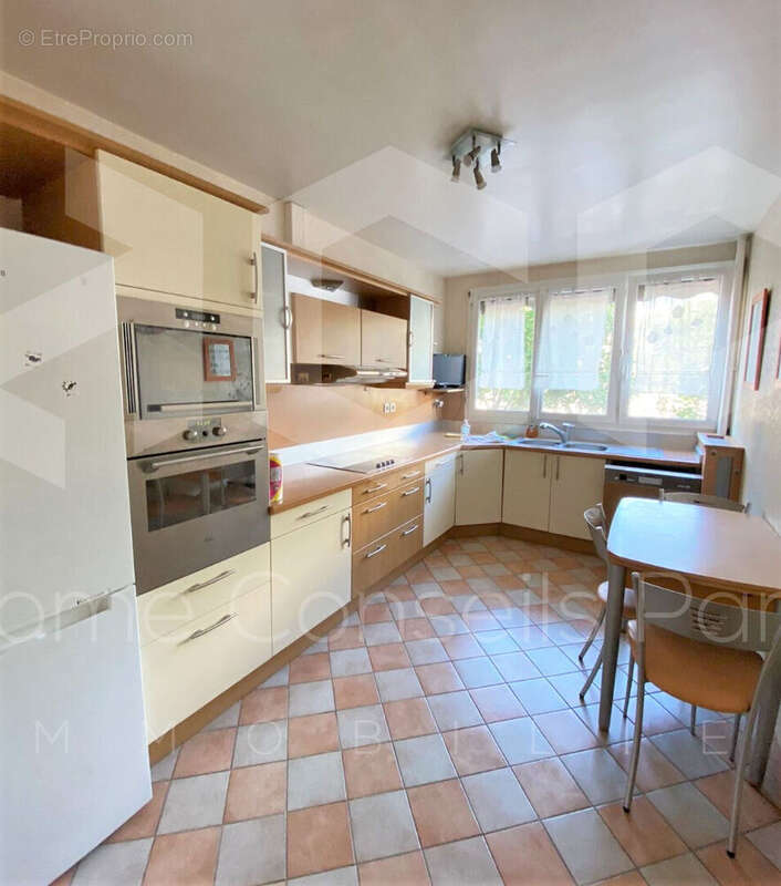 Appartement à MONTROUGE
