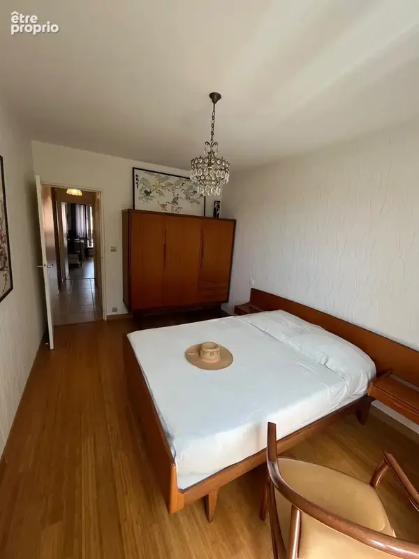 Port Saint-Sauveur   Appartement traversant de 90 m2 avec balcon, garage et vue dégagée - photo 6