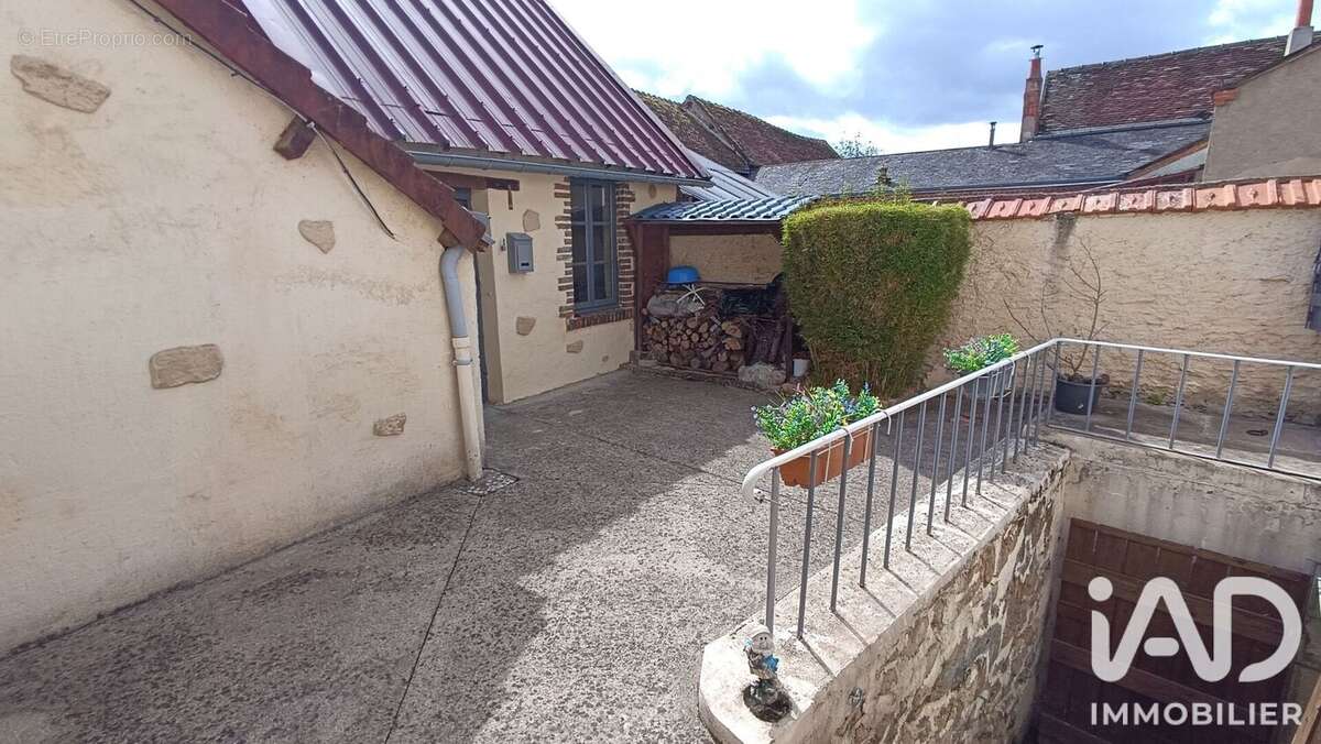Maison 70 m² à Vendoeuvres  - photo 2