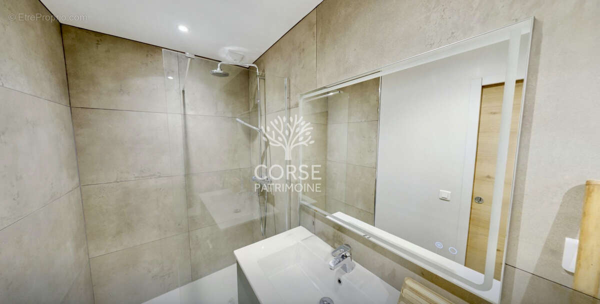 Maison à PORTO-VECCHIO