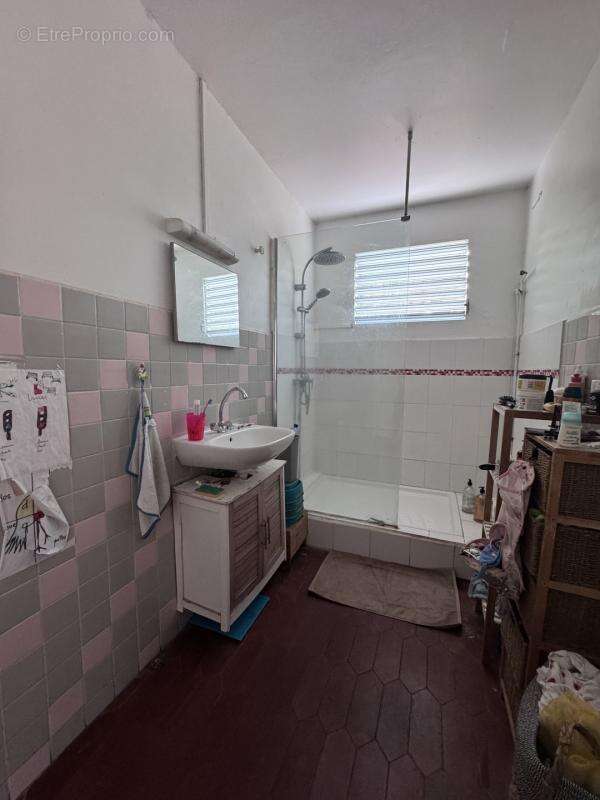 A VENDRE / Immeuble de rapport Morne Vert 97226 - photo 15