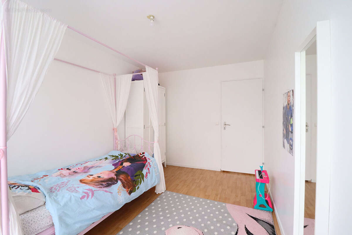 Appartement à AUBERVILLIERS