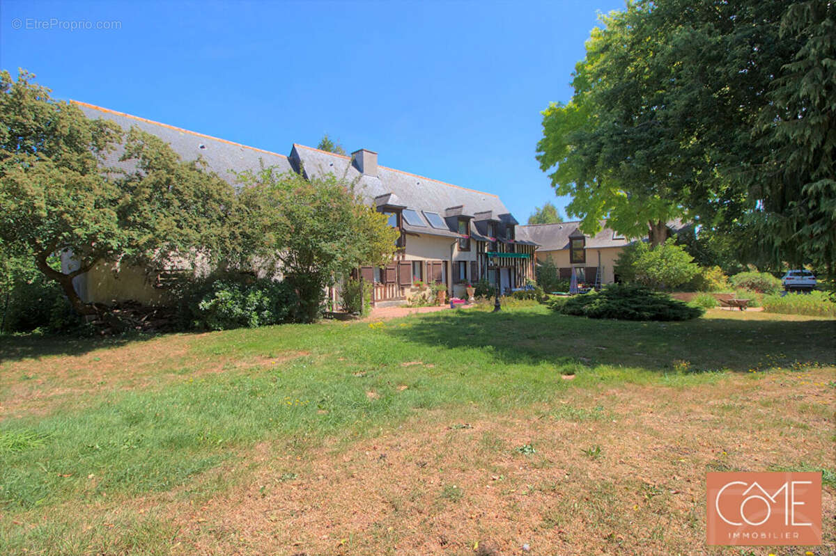 A vendre - 35760 saint gregoire - longere de charme - 6 chambres - 264.27m² hab. et 464.28 m² au sol - terrain 4007 m² - expo su - photo 8
