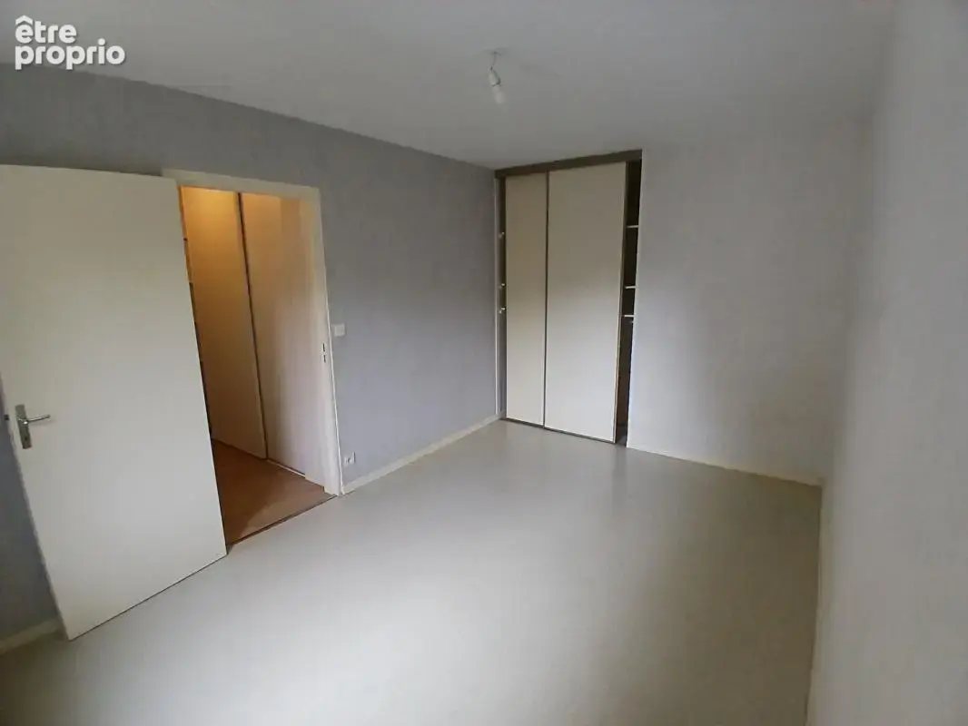 Appartement T4 Gazonfier dans résidence calme - photo 16