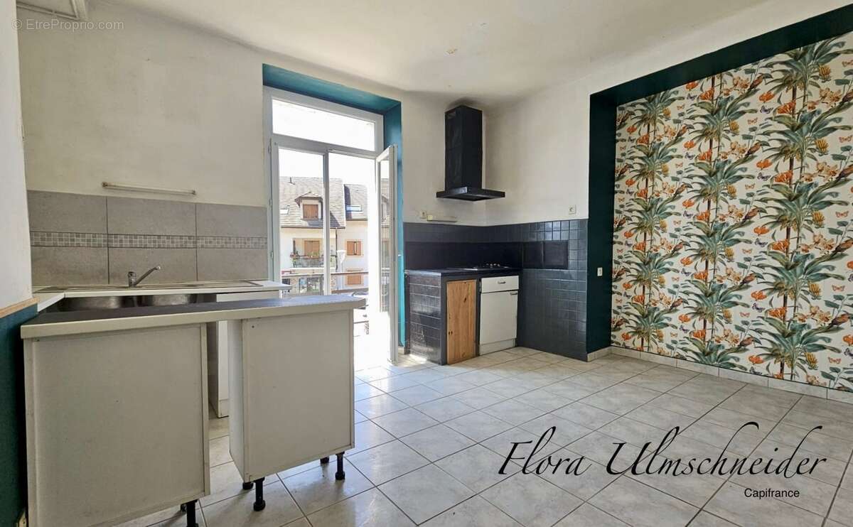 Au cœur du village de Chindrieux (73) – Ensemble immobilier avec appartement d'env. 134 m² à rénover, studio d'env. 32 m² rénové - photo 8