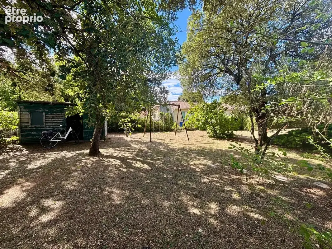 Proche GRIGNAN ,Belle Villa avec piscine, jardin et garage. - photo 42