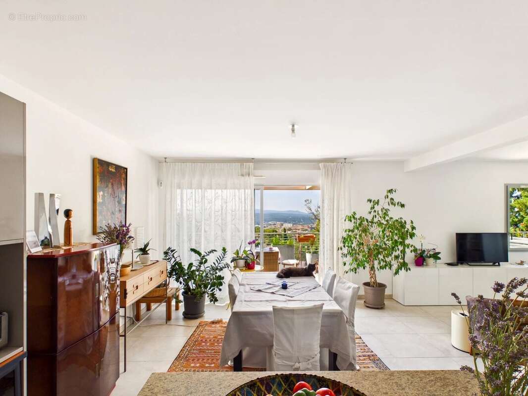 Appartement à AIX-EN-PROVENCE