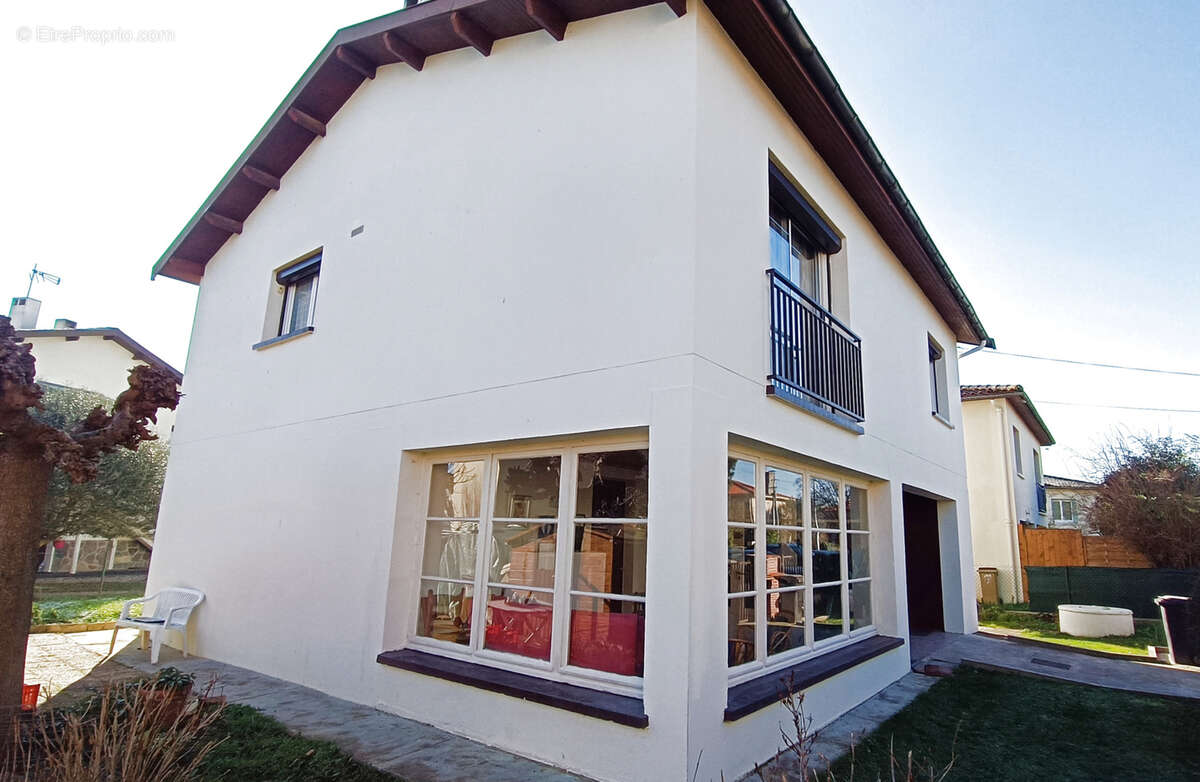 Maison à VILLENEUVE-TOLOSANE