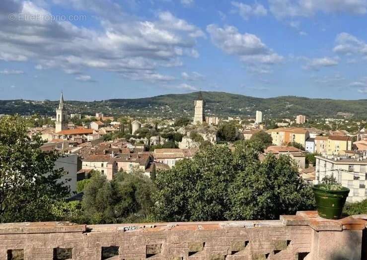 Proche centre maison bourgeoise vue exceptionnelle sur 2952m2 terrain constructible - photo 4