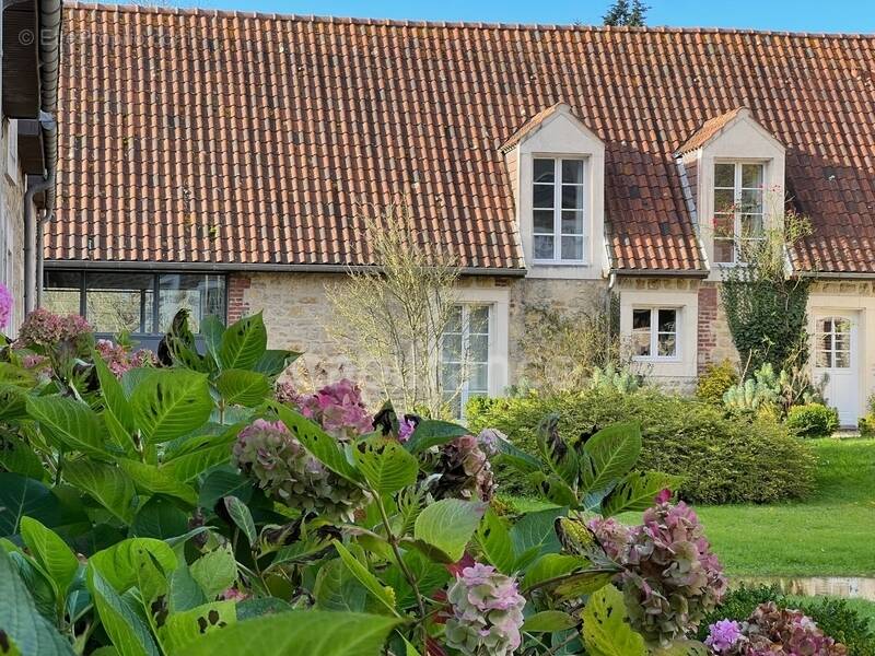 Maison à SAINT-LEONARD
